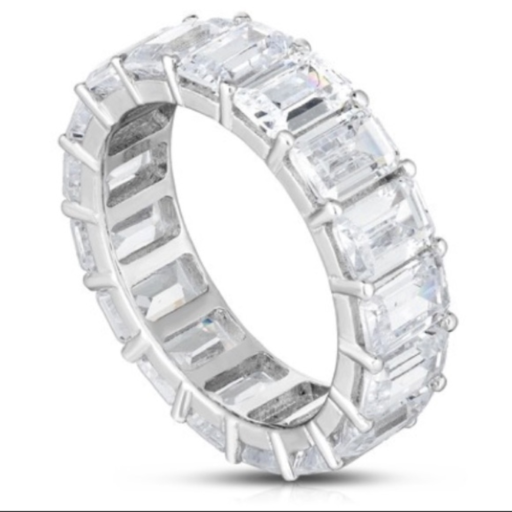 NWT Sphera Milano Band Ring